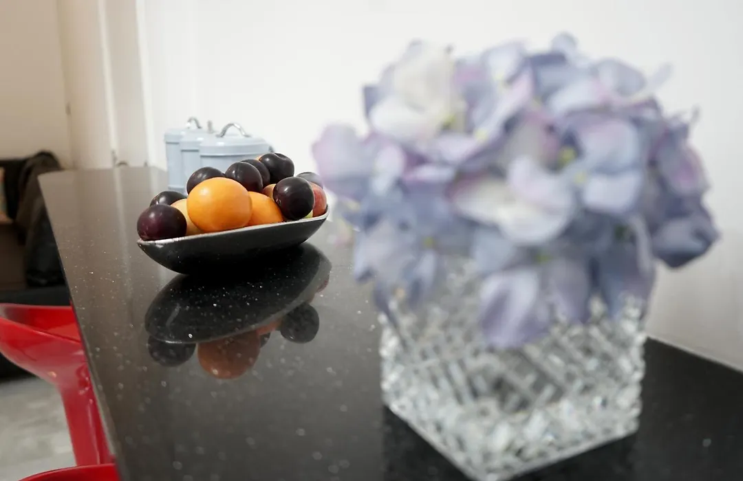 Luxury London House Sleeps 13, 2 Minutes To Metro-1